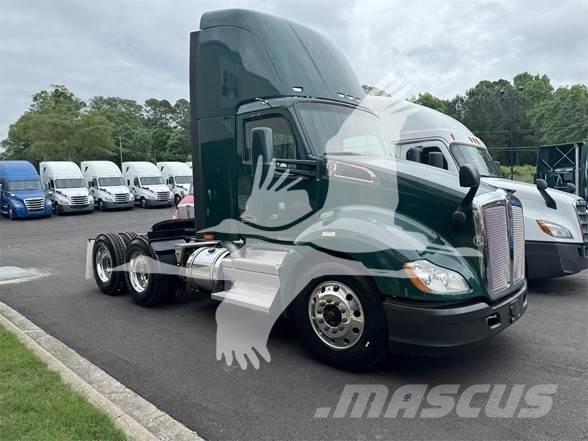 Kenworth T680 Naudoti vilkikai