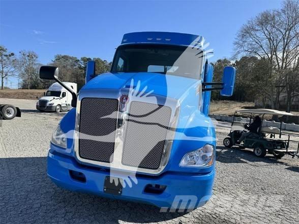 Kenworth T680 Naudoti vilkikai