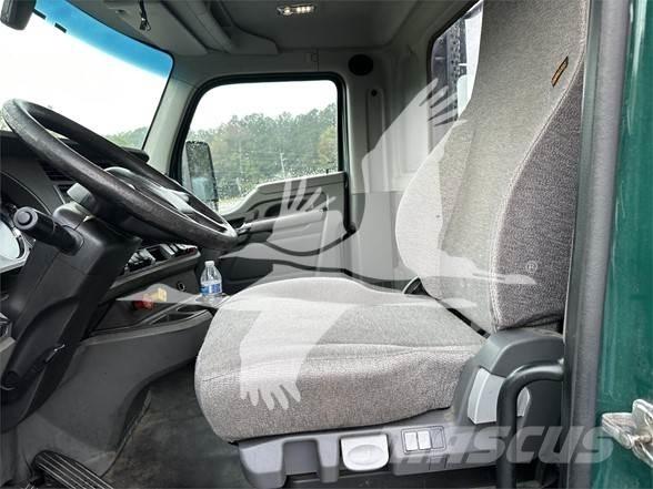 Kenworth T680 Naudoti vilkikai