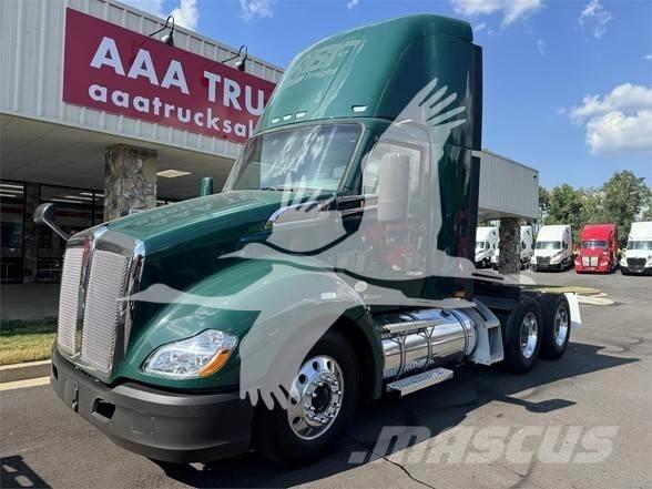 Kenworth T680 Naudoti vilkikai