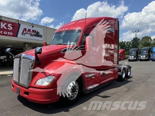 Kenworth T680 Naudoti vilkikai