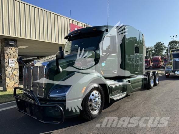 Peterbilt 579 Naudoti vilkikai