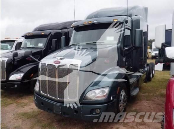 Peterbilt 579 Naudoti vilkikai