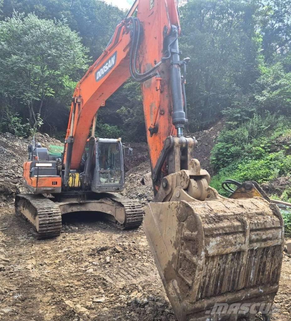 Doosan DX 300 LC-5 Vikšriniai ekskavatoriai