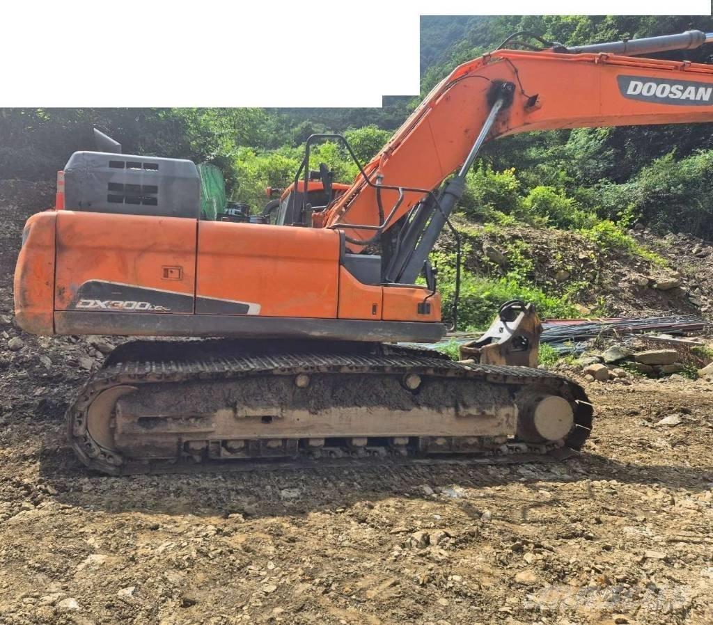Doosan DX 300 LC-5 Vikšriniai ekskavatoriai