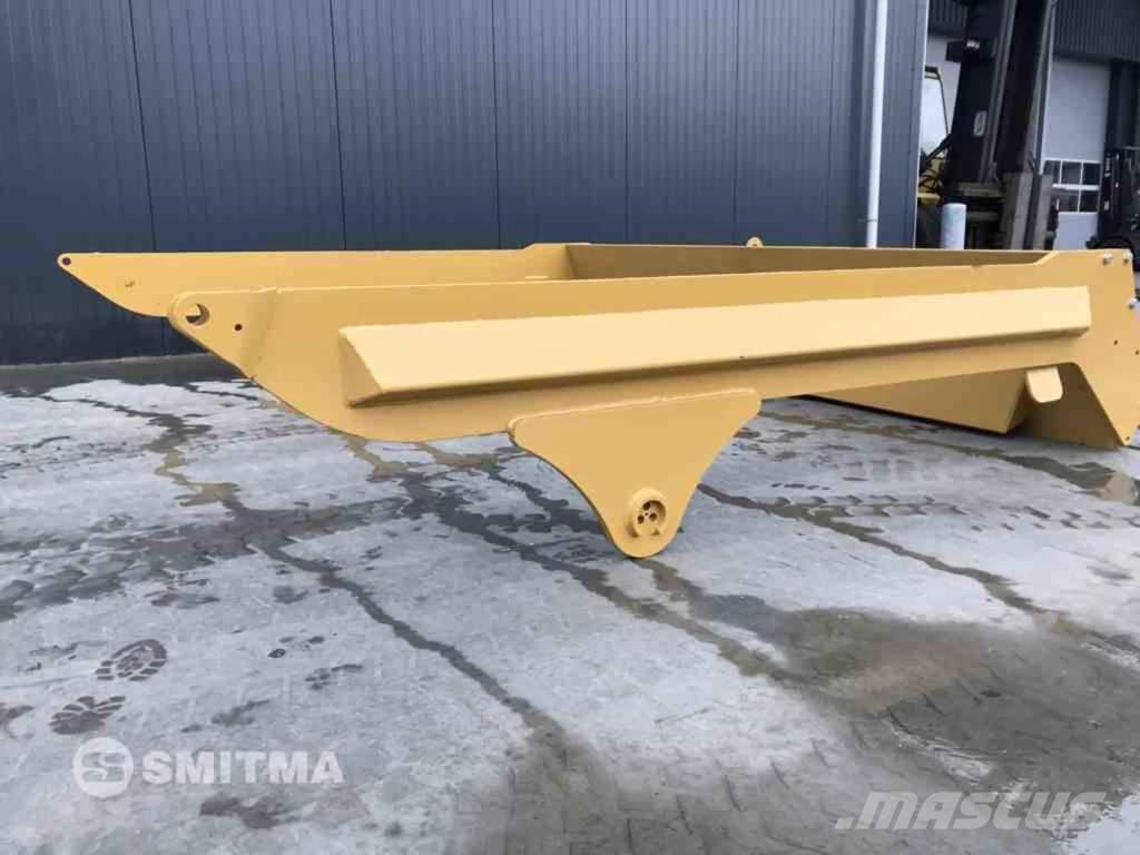 Volvo A35F Galiniai žibintai