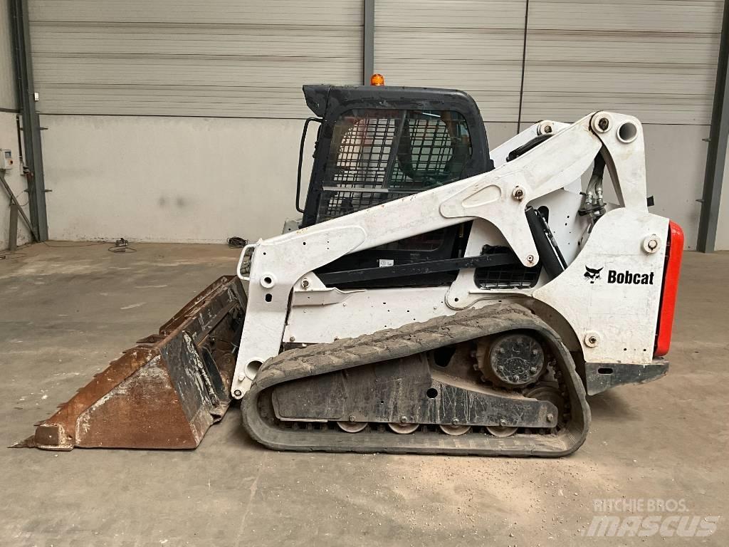 Bobcat T 650 Krautuvai su šoniniu pasukimu
