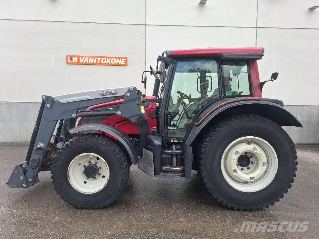 Valtra N 101 Traktoriai