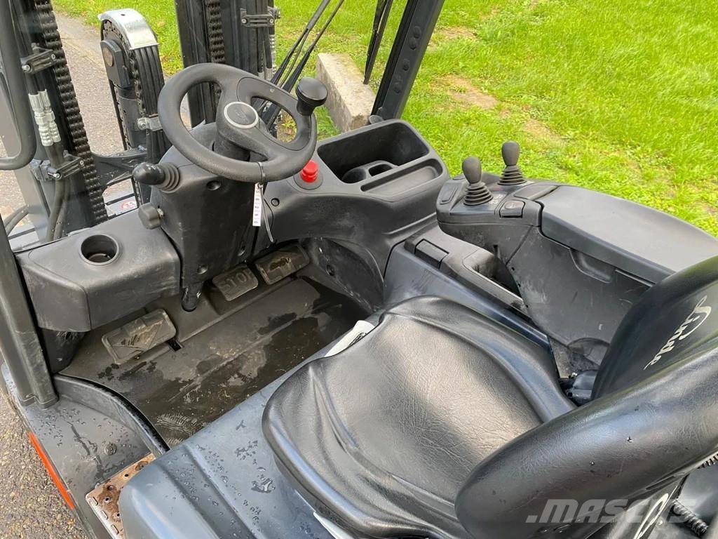 Linde E30L-01 Elektriniai šakiniai krautuvai