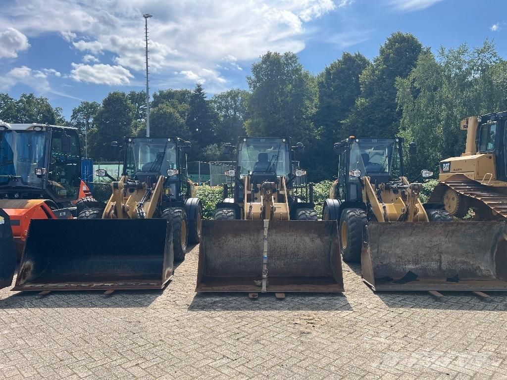 CAT 908M - 908 M Naudoti ratiniai krautuvai