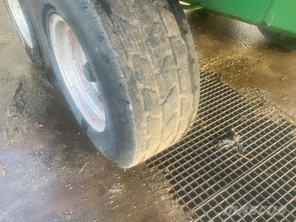  Tipvogn Savivartės priekabos