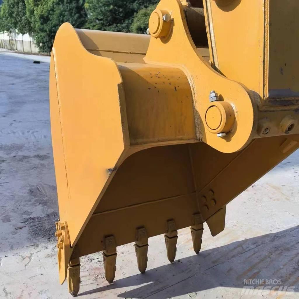 CAT 315 D L Vikšriniai ekskavatoriai