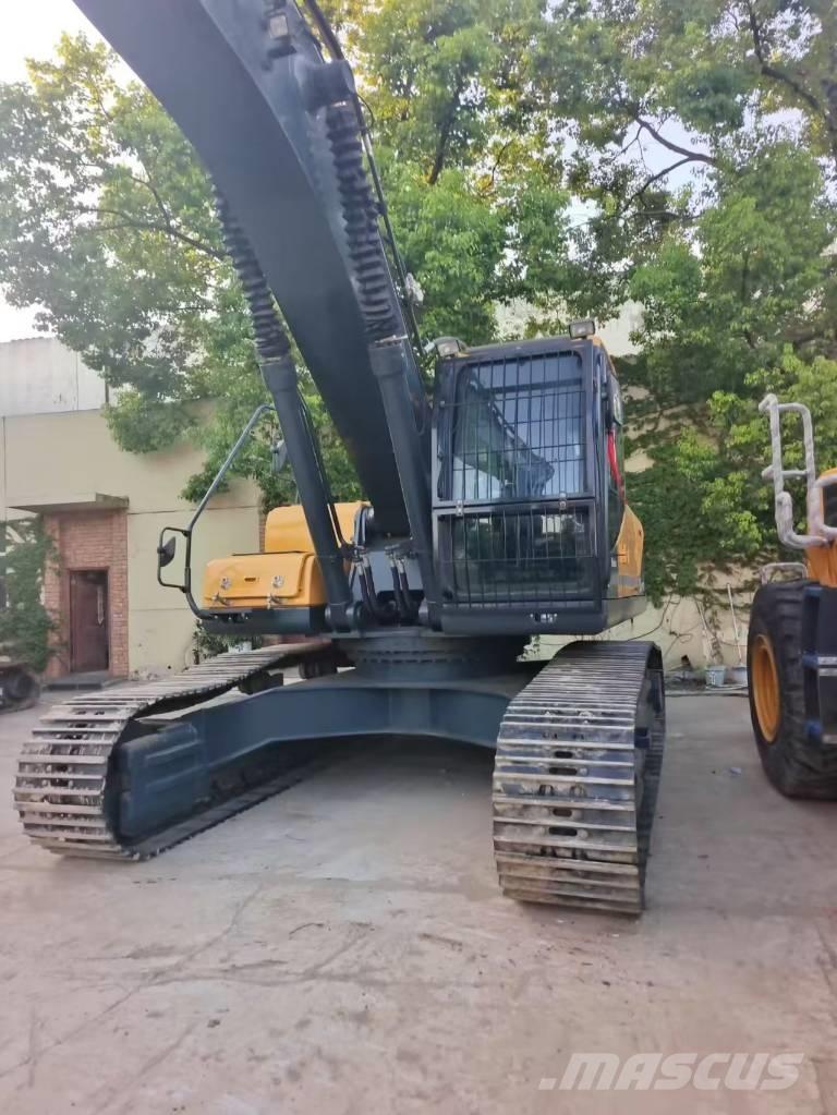 Hyundai 305 LC-9T Vikšriniai ekskavatoriai