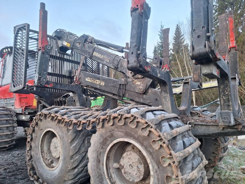 Komatsu 895 Naudoti miškovežiai (Forvarderiai)