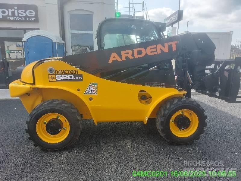 JCB 520-40 Teleskopiniai krautuvai