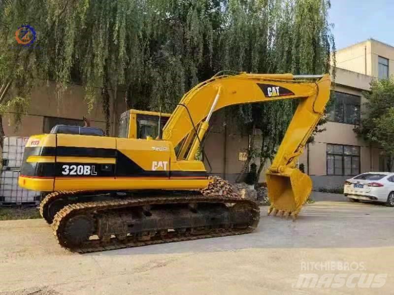 CAT 320 B L Vikšriniai ekskavatoriai