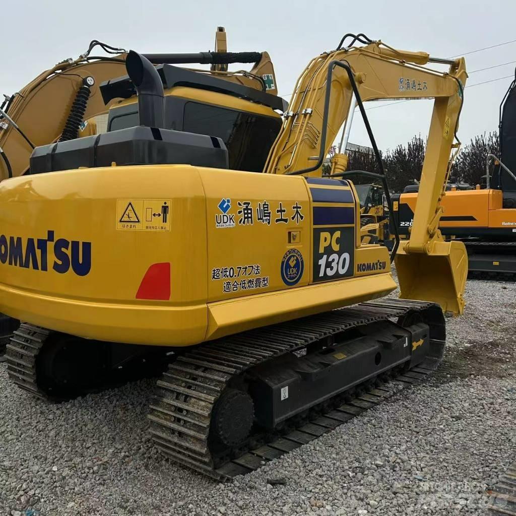 Komatsu 130-7 Vikšriniai ekskavatoriai
