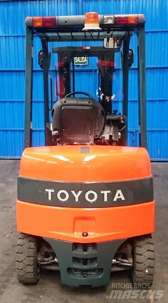 Toyota 7 FBMF 25 Elektriniai šakiniai krautuvai