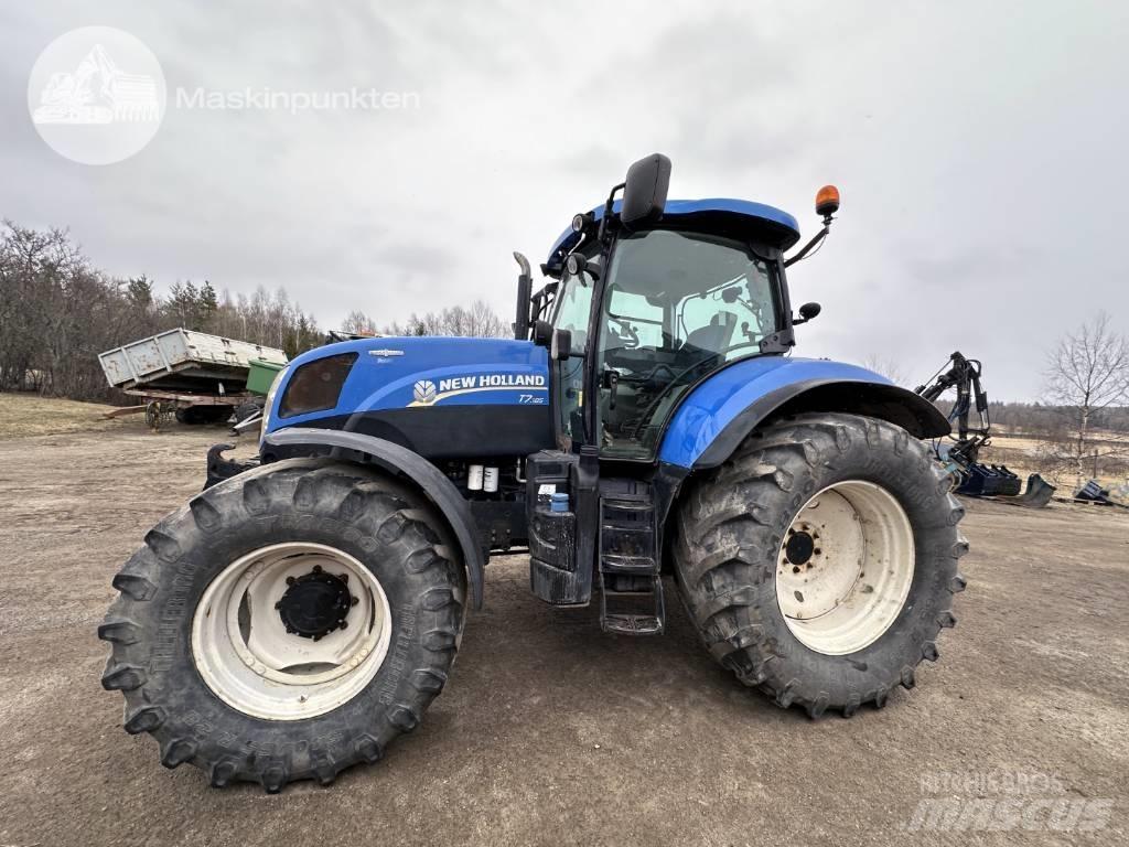New Holland T 7.185 Traktoriai