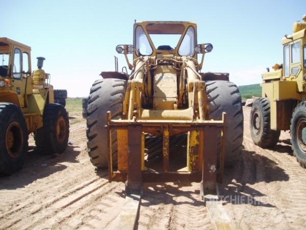 CAT 988 A Naudoti ratiniai krautuvai