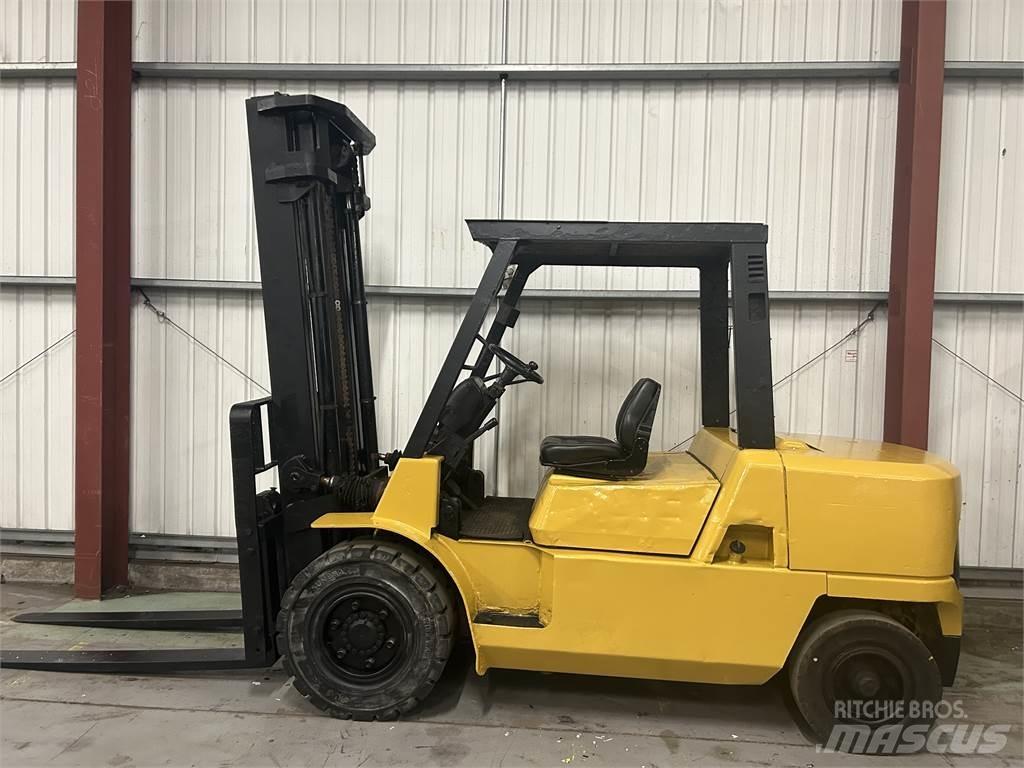 CAT DP50K Dyzeliniai krautuvai