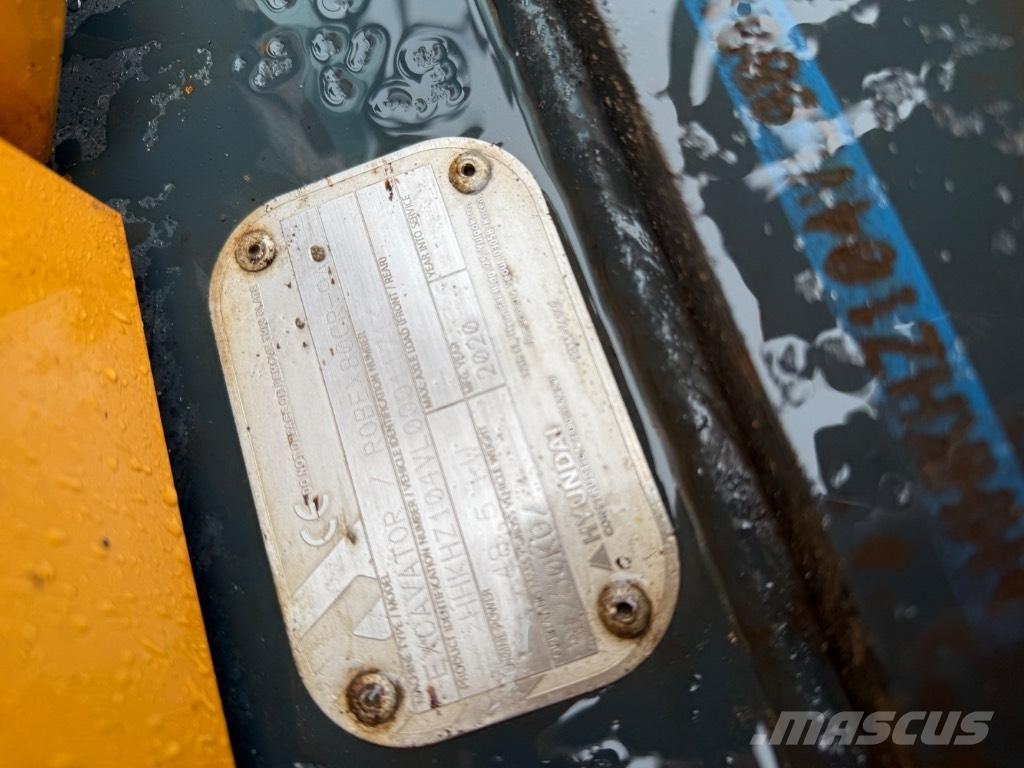 Hyundai 80 cr-9 Vidutinės galios ekskavatoriai 7-12 t