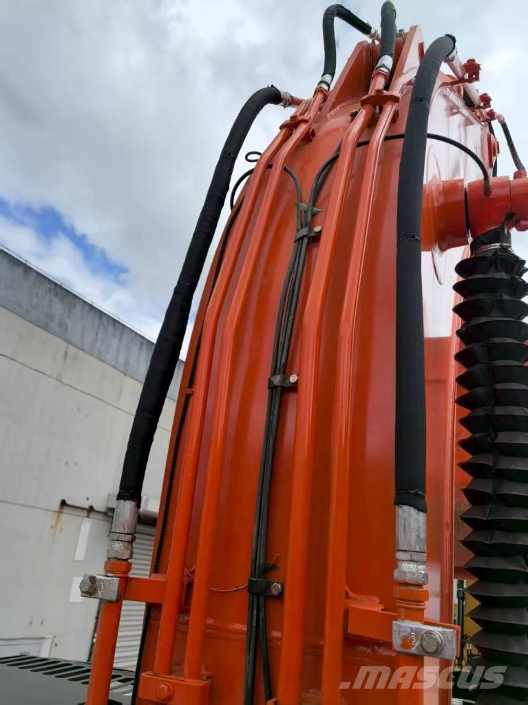 Hitachi ZX 240 HG Vikšriniai ekskavatoriai