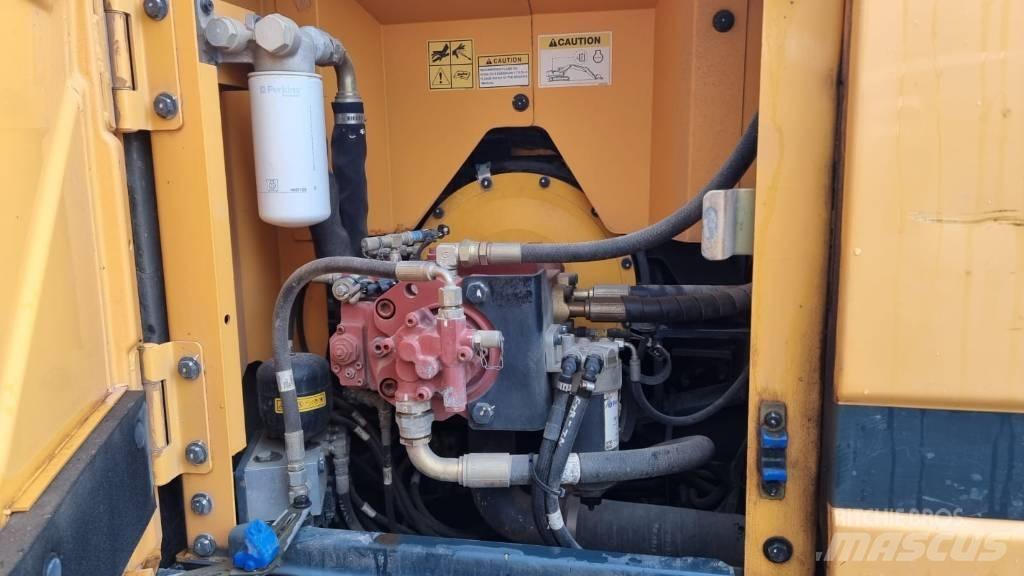 Hyundai HX 140 L Vikšriniai ekskavatoriai