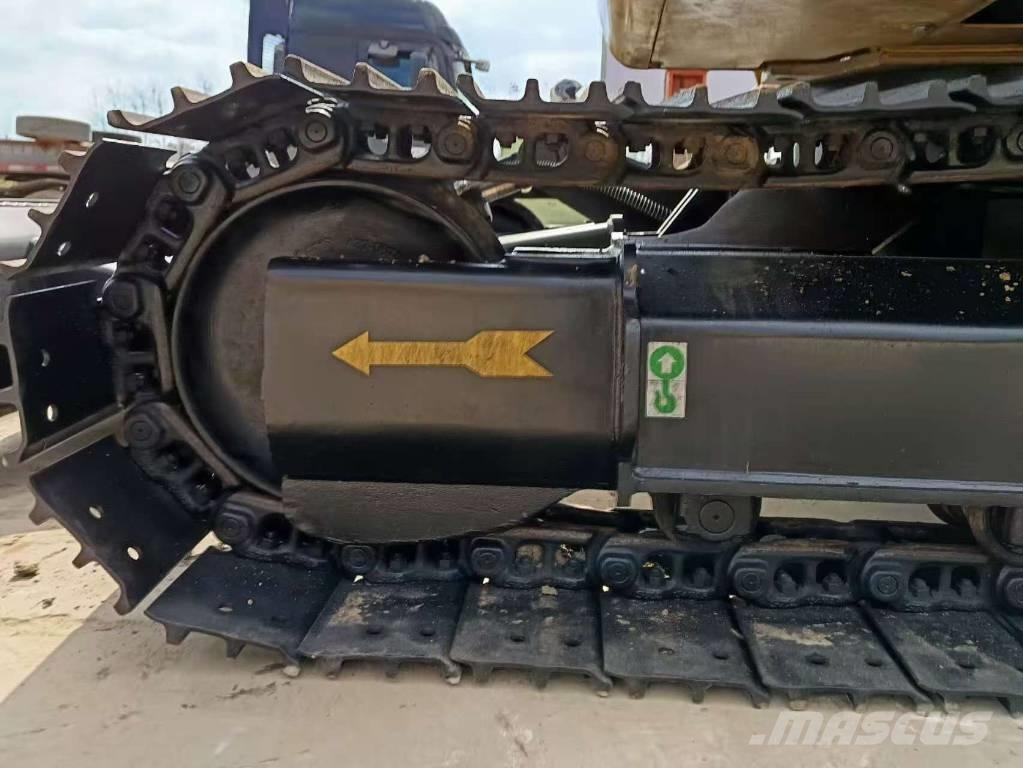 CAT 307 E2 Vidutinės galios ekskavatoriai 7-12 t