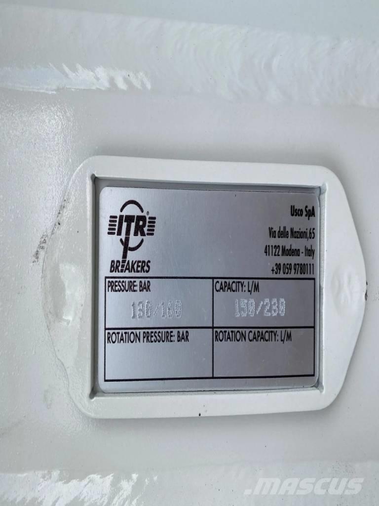  ITR UNH137 Hidrauliniai kūjai / Trupintuvai