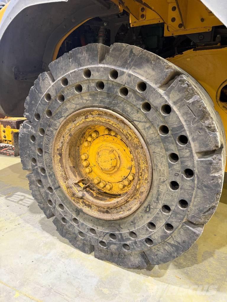 Magnapower 23.5-25 Padangos, ratai ir ratlankiai