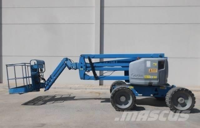 Genie Z45/25JRT Alkūniniai keltuvai