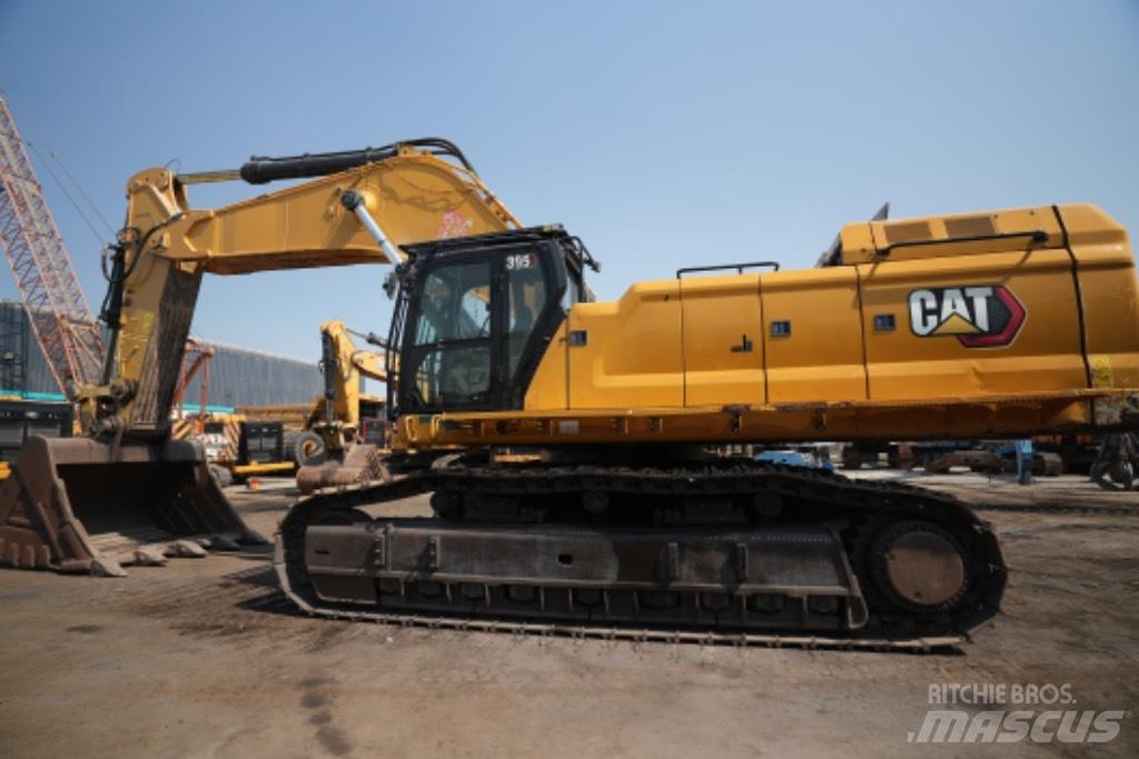 CAT 395 Vikšriniai ekskavatoriai