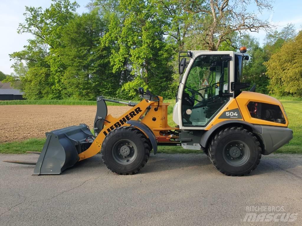 Liebherr L 504 C Naudoti ratiniai krautuvai