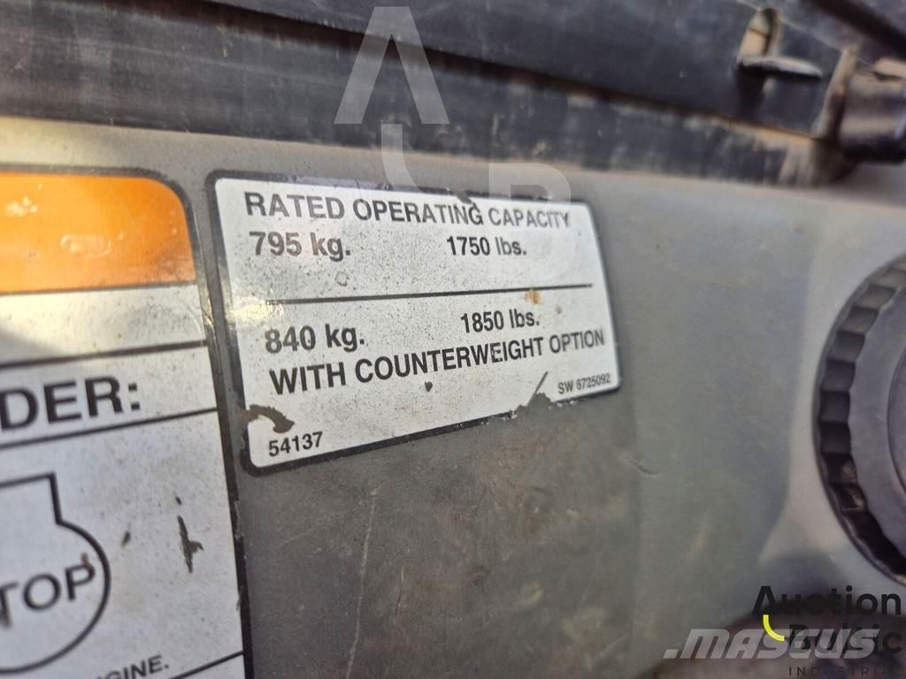 Bobcat S 175 Krautuvai su šoniniu pasukimu