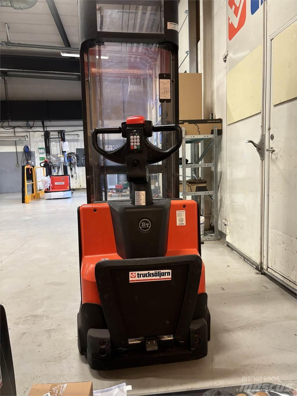 Toyota SWE120 Rankiniai vėžimėliai