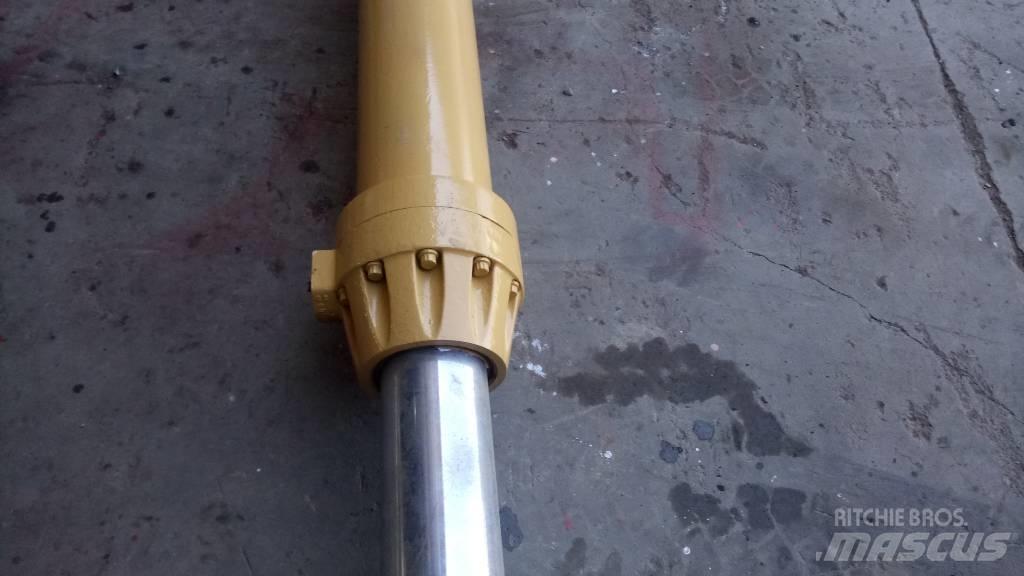 CAT 245 Hidraulikos įrenginiai