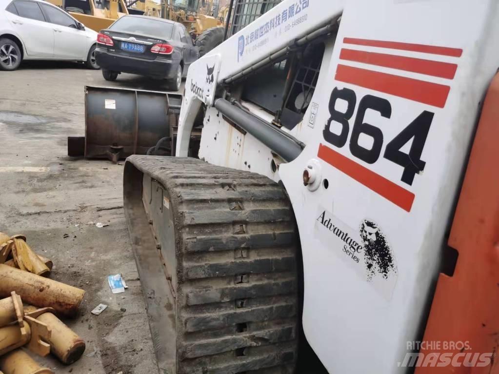 Bobcat S864 Krautuvai su šoniniu pasukimu