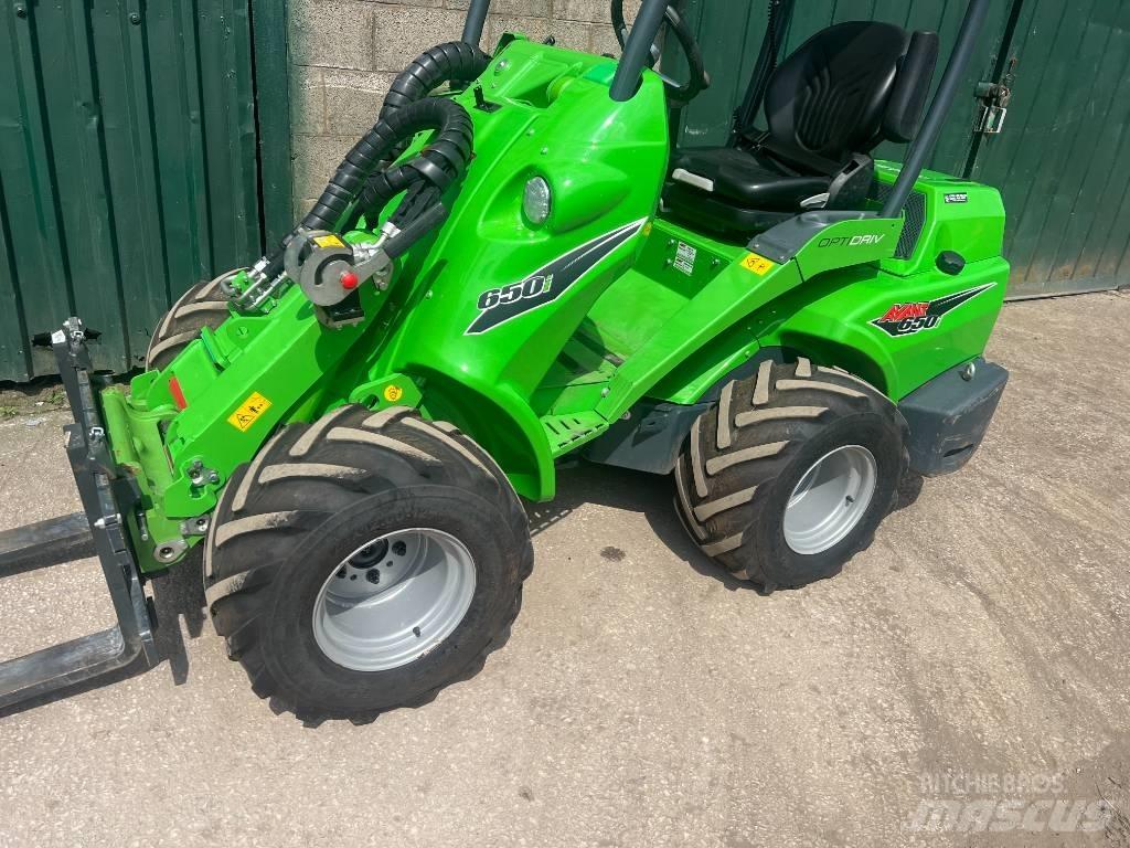 Avant 650 i Naudoti ratiniai krautuvai