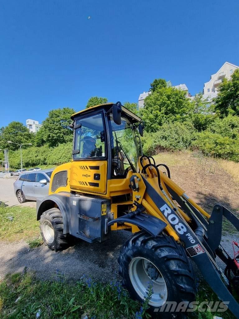 Everun R 08 Pro Naudoti ratiniai krautuvai