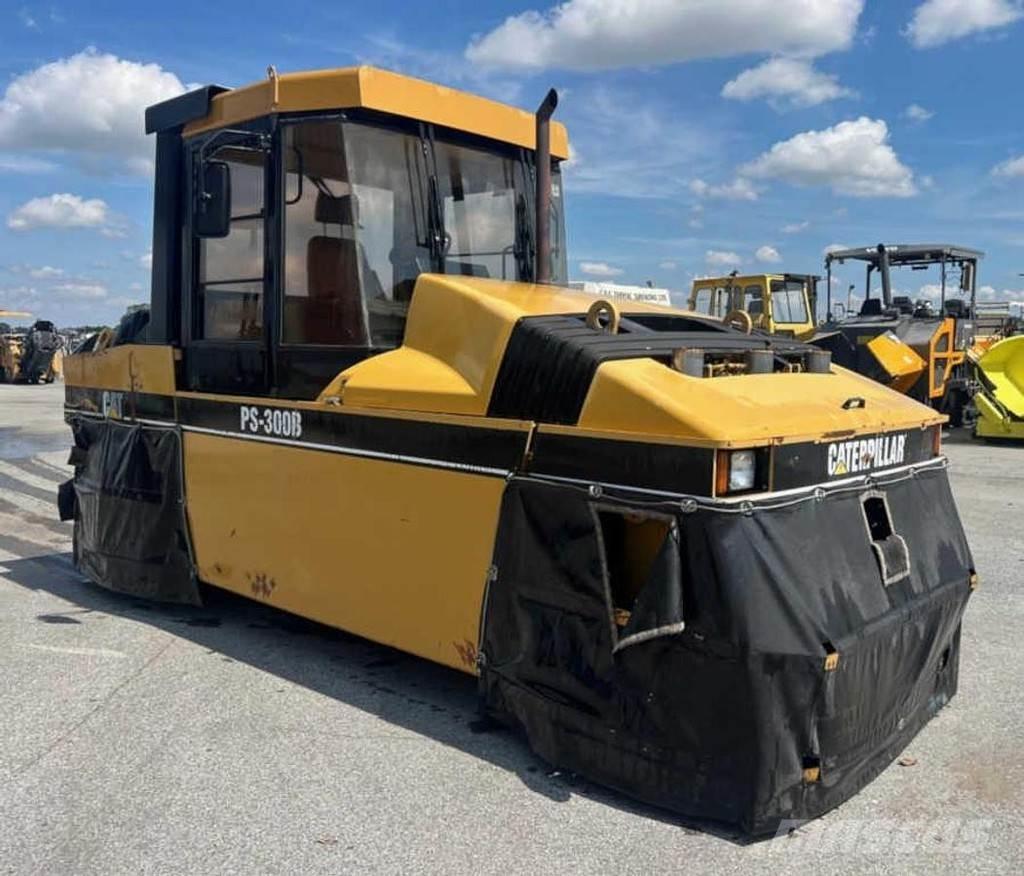 CAT PS 300B Pneumo volai