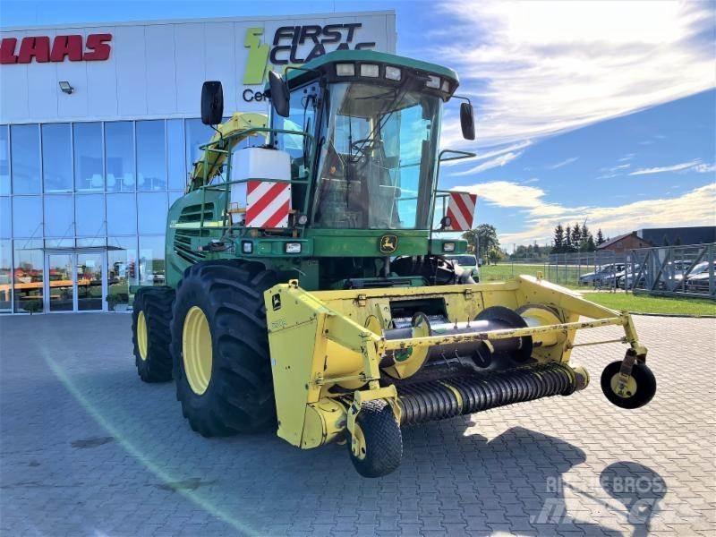 John Deere 7300 Pašarų ruošimo technika