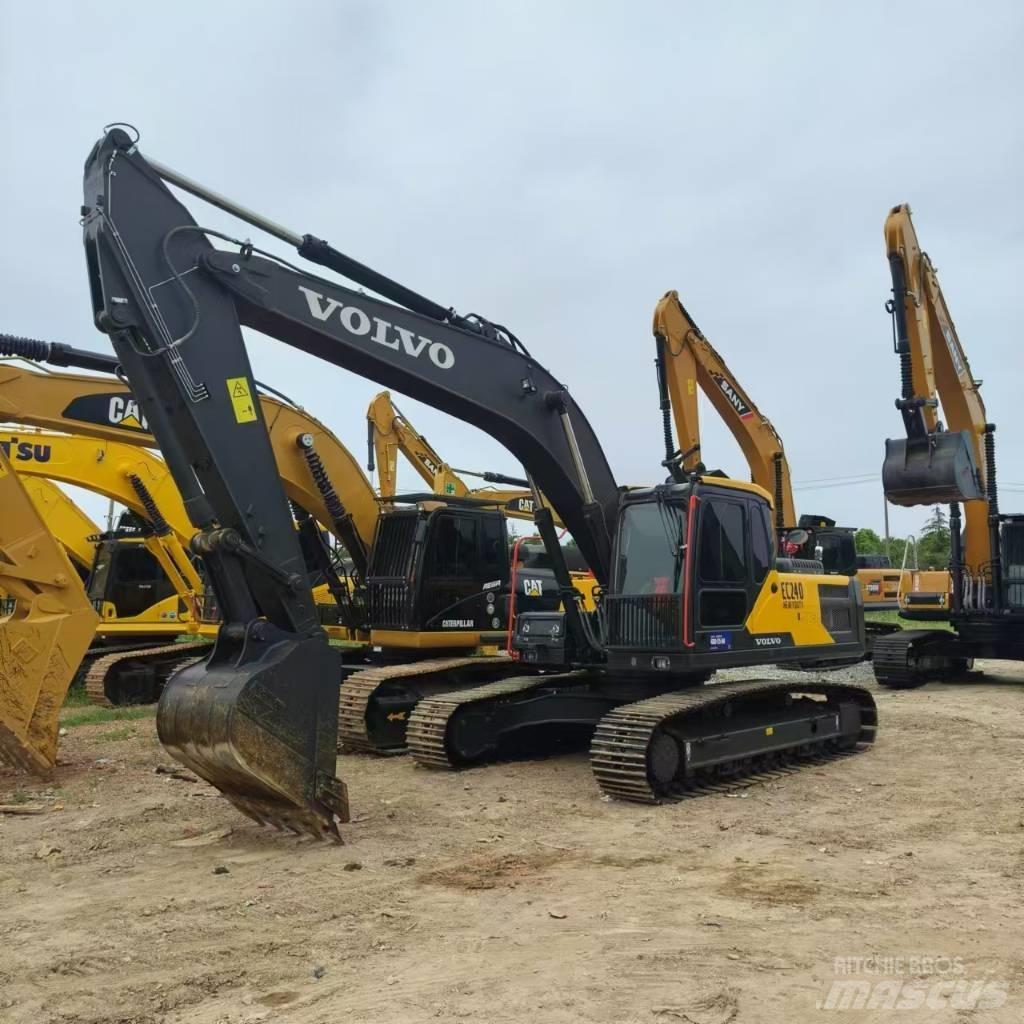 Volvo EC 240 Vikšriniai ekskavatoriai