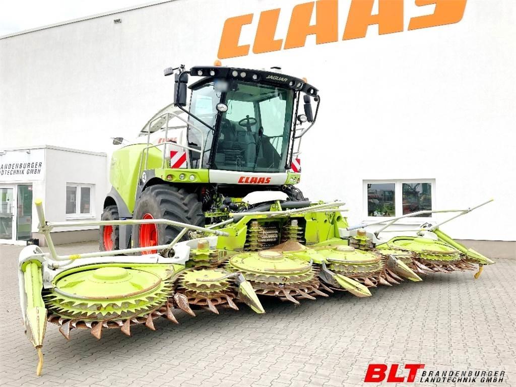 CLAAS Jaguar 950 Pašarų kombainai