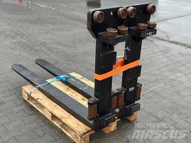 Kalmar 12 TON FORKS Šakės