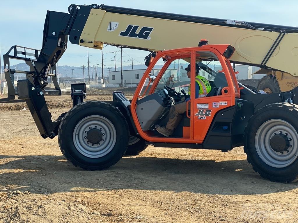 JLG 1255 Teleskopiniai krautuvai