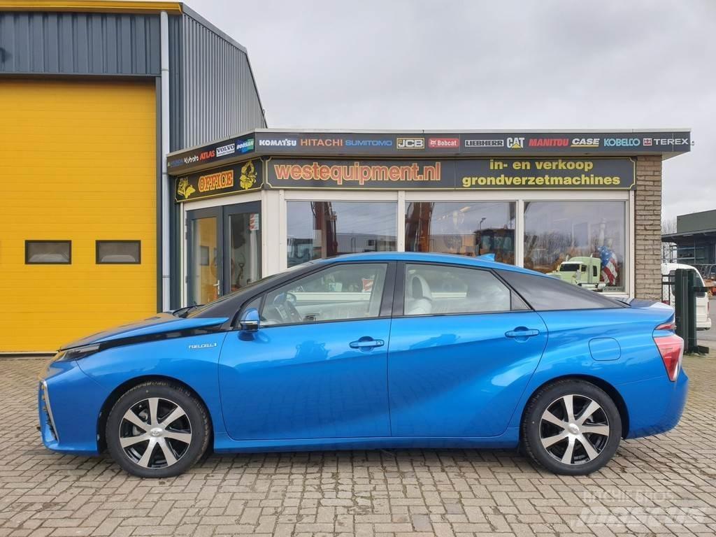 Toyota Mirai Lengvieji automobiliai