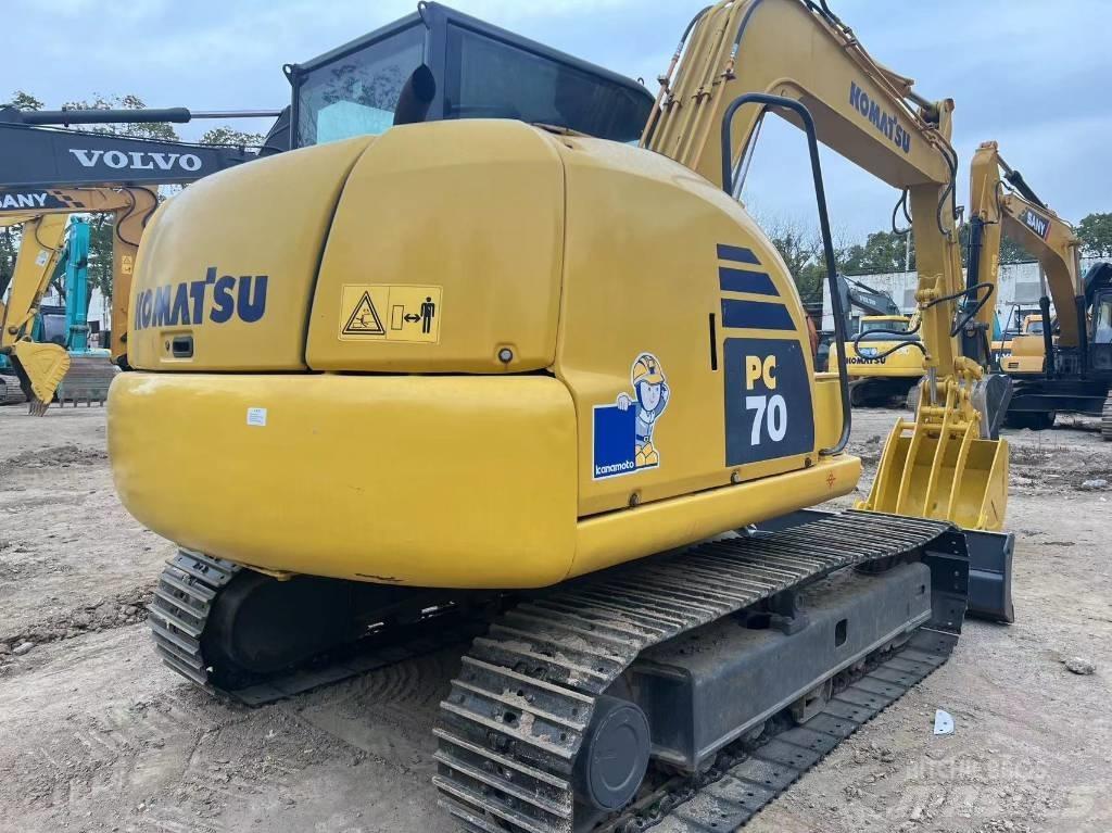 Komatsu PC 70-8 Vikšriniai ekskavatoriai