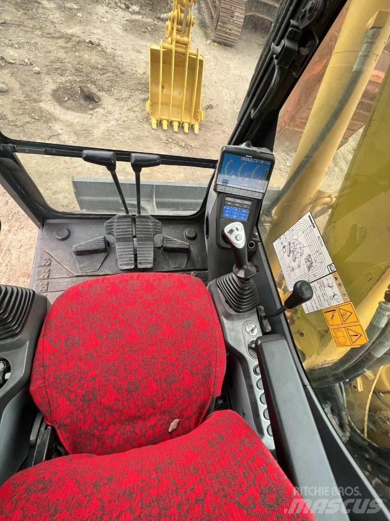 Komatsu PC 70-8 Vikšriniai ekskavatoriai