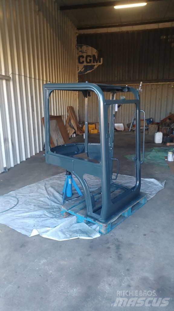 Yanmar Vio 45 Kabinos ir interjeras